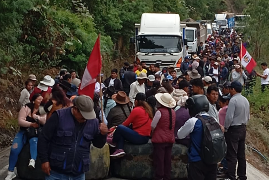 POBLADORES DE LAMBRAMA Y GRAU SUSPENDEN PARO INDEFINIDO HASTA EL 4 DE OCTUBRE TRAS PROMESAS DE DIÁLOGO CON EL MTC